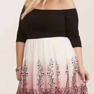 Torrid size 24 Disney Sleeping Beauty dress